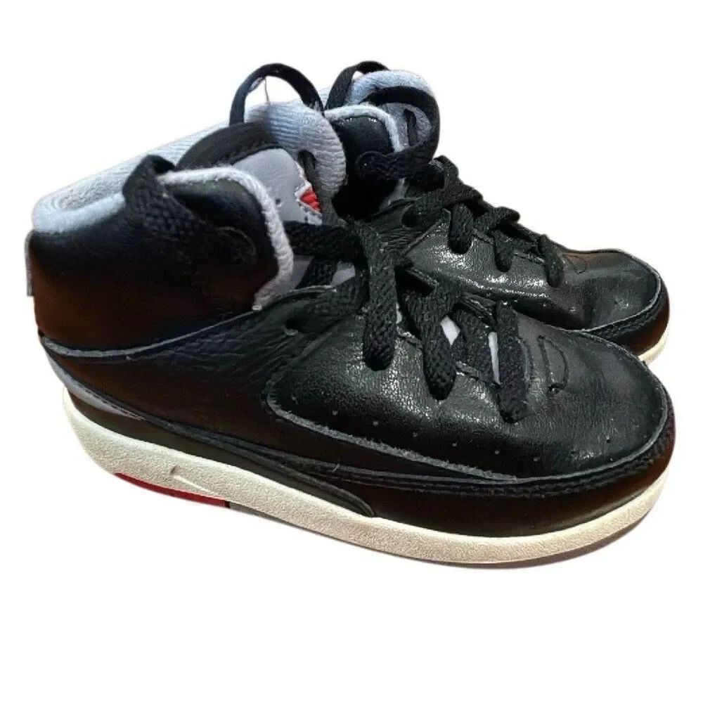 Nike Air Jordan 2 Unisex Kids Black/Gray/Red/White Leather Mid Top Sneakers 8C